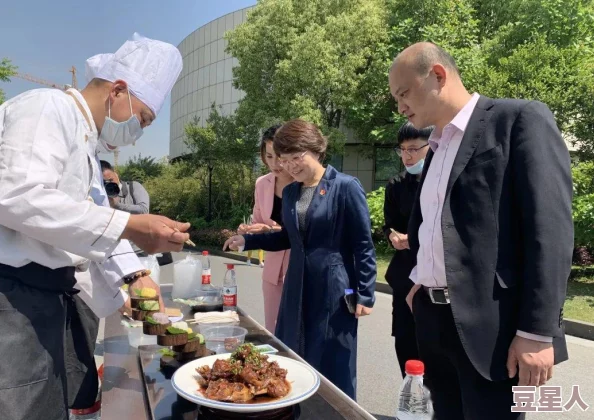 五一吃瓜不迷路 朝阳省：畅游美食之旅，尽享特色小吃与当地风味的完美结合