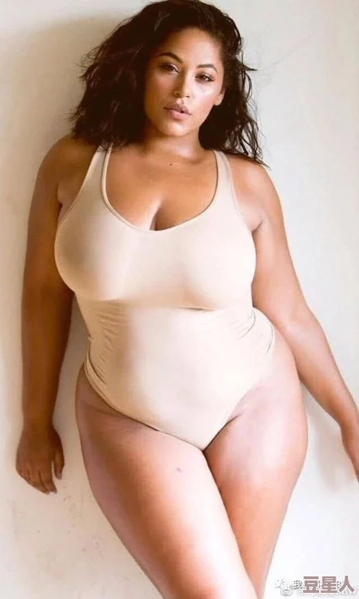 特大妓女BBwBBWBBw：惊现震撼世人的丑闻，背后隐藏的秘密和黑暗交易令人匪夷所思！