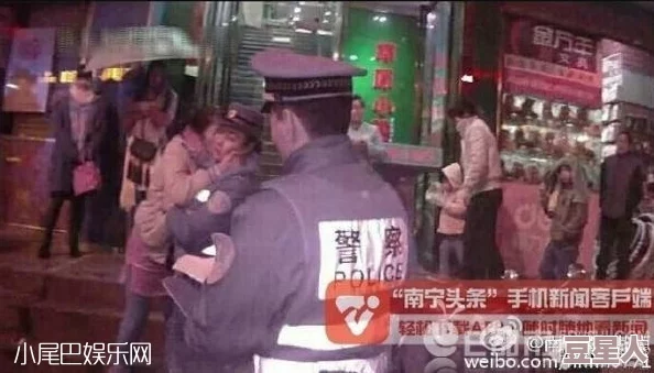 震惊！两美女舌吻全身互摸隐私，现场目击者直呼不敢相信，社交媒体瞬间炸锅，引发热议与讨论！