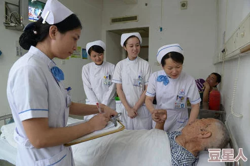 女医学护士一级毛片：震惊！全国多地出现护士违规行为，患者安全堪忧引发广泛关注与讨论！