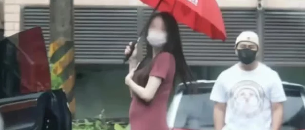 wwxxxx：某男星被曝与经纪人热恋，绯闻女友崩溃发声，内幕揭秘惊人真相！