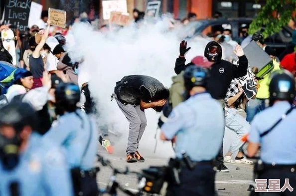 香港黄色毛片已被警方查获并依法处置涉案人员将面临法律制裁