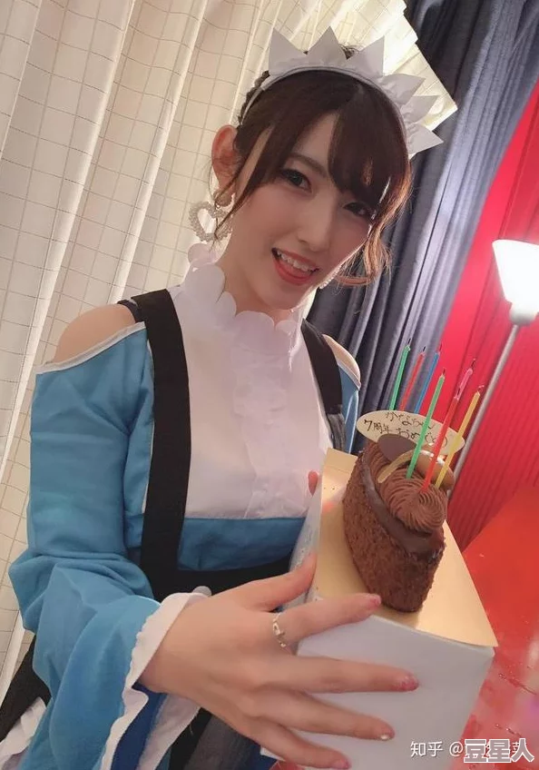 饭冈佳奈子无码电影为何如此火爆？是情节还是演技？